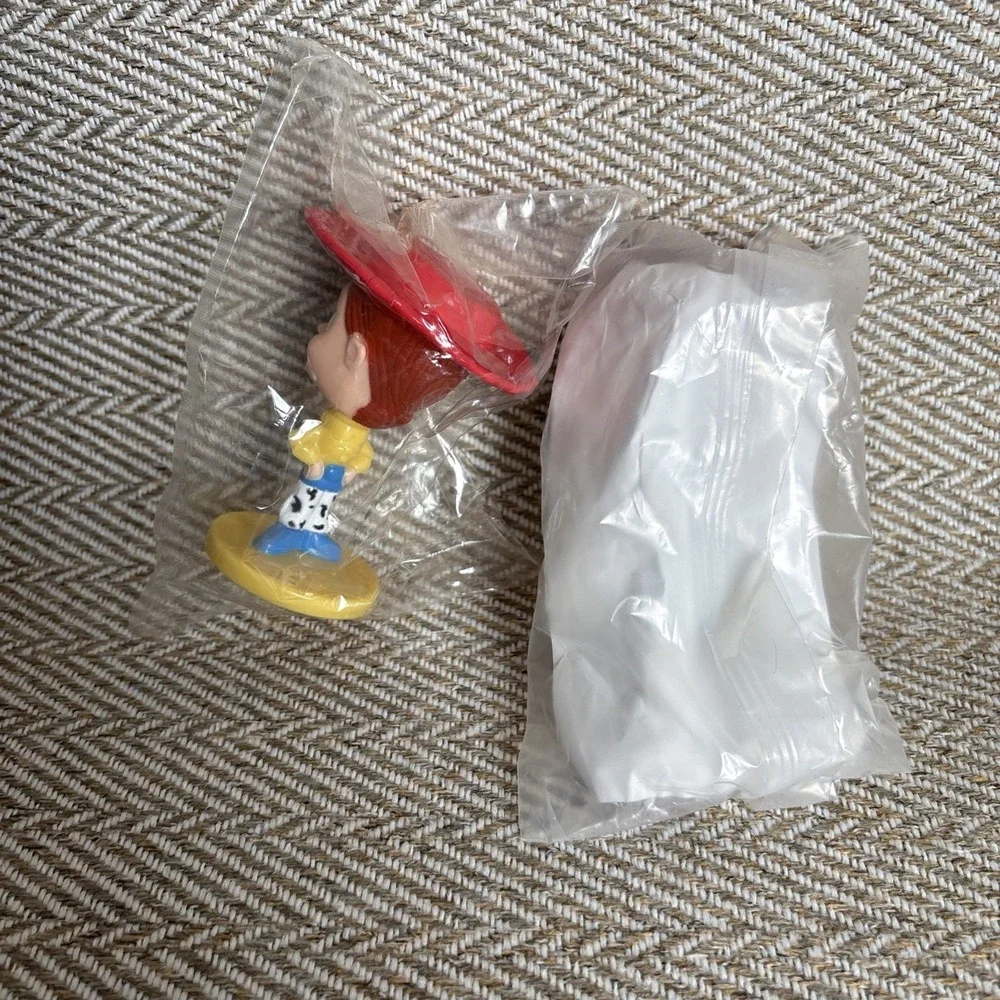 2 Disney‎ Pixar Toy Story JESSIE Bobble Head & Bendable Toy KELLOGGS Cereal